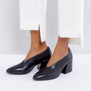 Vagabond Olivia black leather heels
